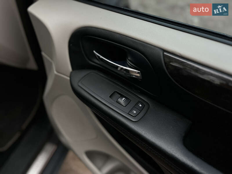 Минивэн Dodge Grand Caravan 2014 в Ровно фото 20 Минивэн Dodge Grand Caravan 2014 в Ровно