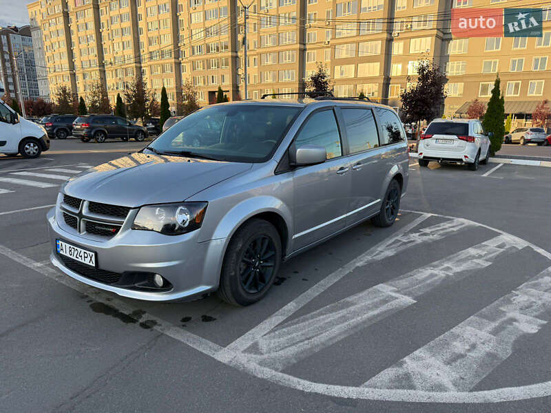 Минивэн Dodge Grand Caravan 2019 в Буче