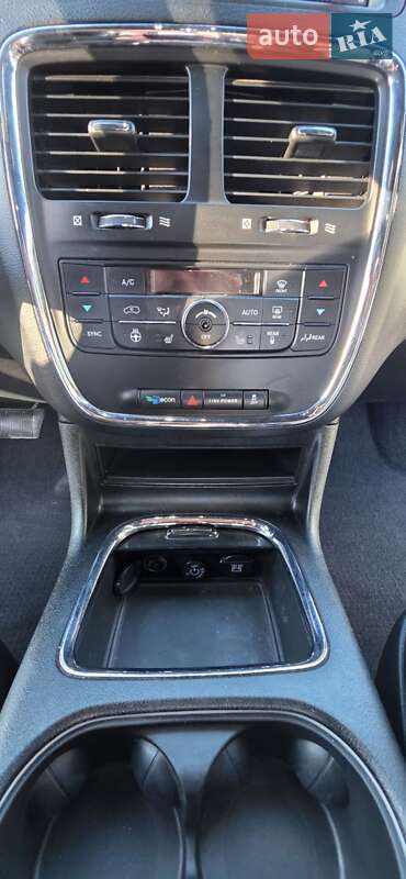Мінівен Dodge Grand Caravan 2017 в Києві