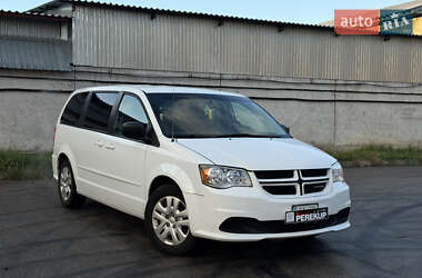 Минивэн Dodge Grand Caravan 2017 в Киеве