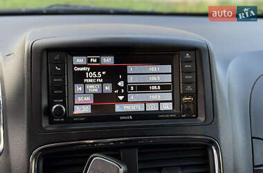 Мінівен Dodge Grand Caravan 2017 в 