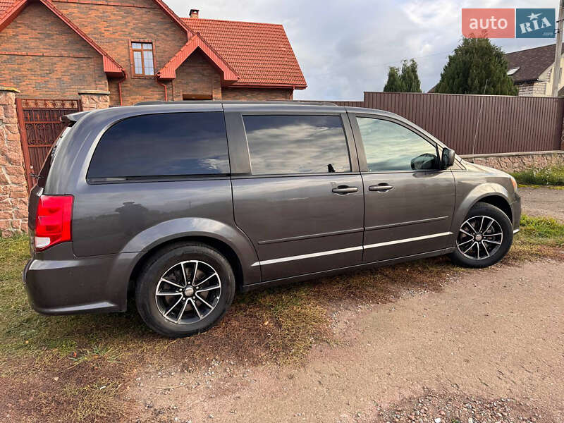 Мінівен Dodge Grand Caravan 2017 в Ніжині фото 13 Мінівен Dodge Grand Caravan 2017 в Ніжині