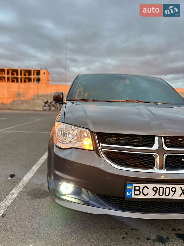 Мінівен Dodge Grand Caravan 2020 в Львові фото 18 Мінівен Dodge Grand Caravan 2020 в Львові