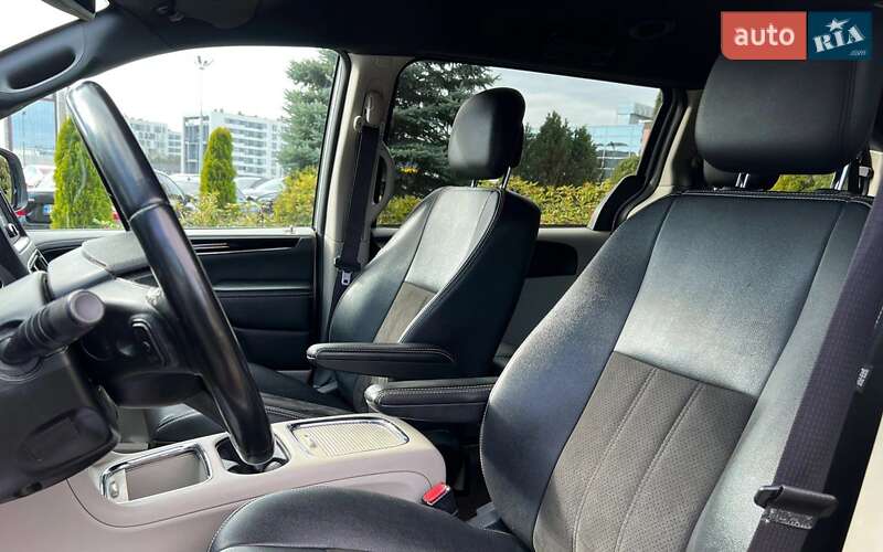 Минивэн Dodge Grand Caravan 2020 в Львове фото 12 Минивэн Dodge Grand Caravan 2020 в Львове