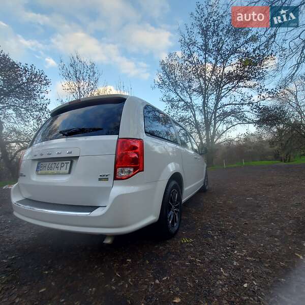 Мінівен Dodge Grand Caravan 2018 в Одесі