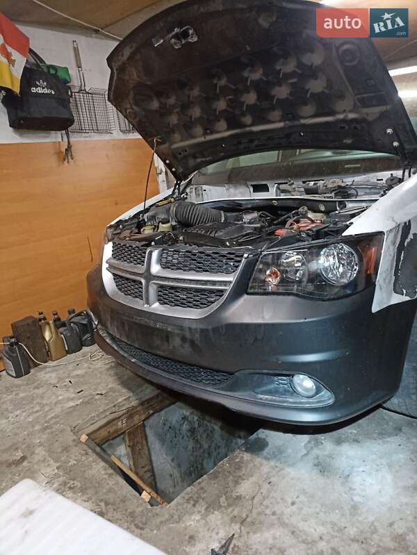 Минивэн Dodge Grand Caravan 2020 в Одессе фото 3 Минивэн Dodge Grand Caravan 2020 в Одессе