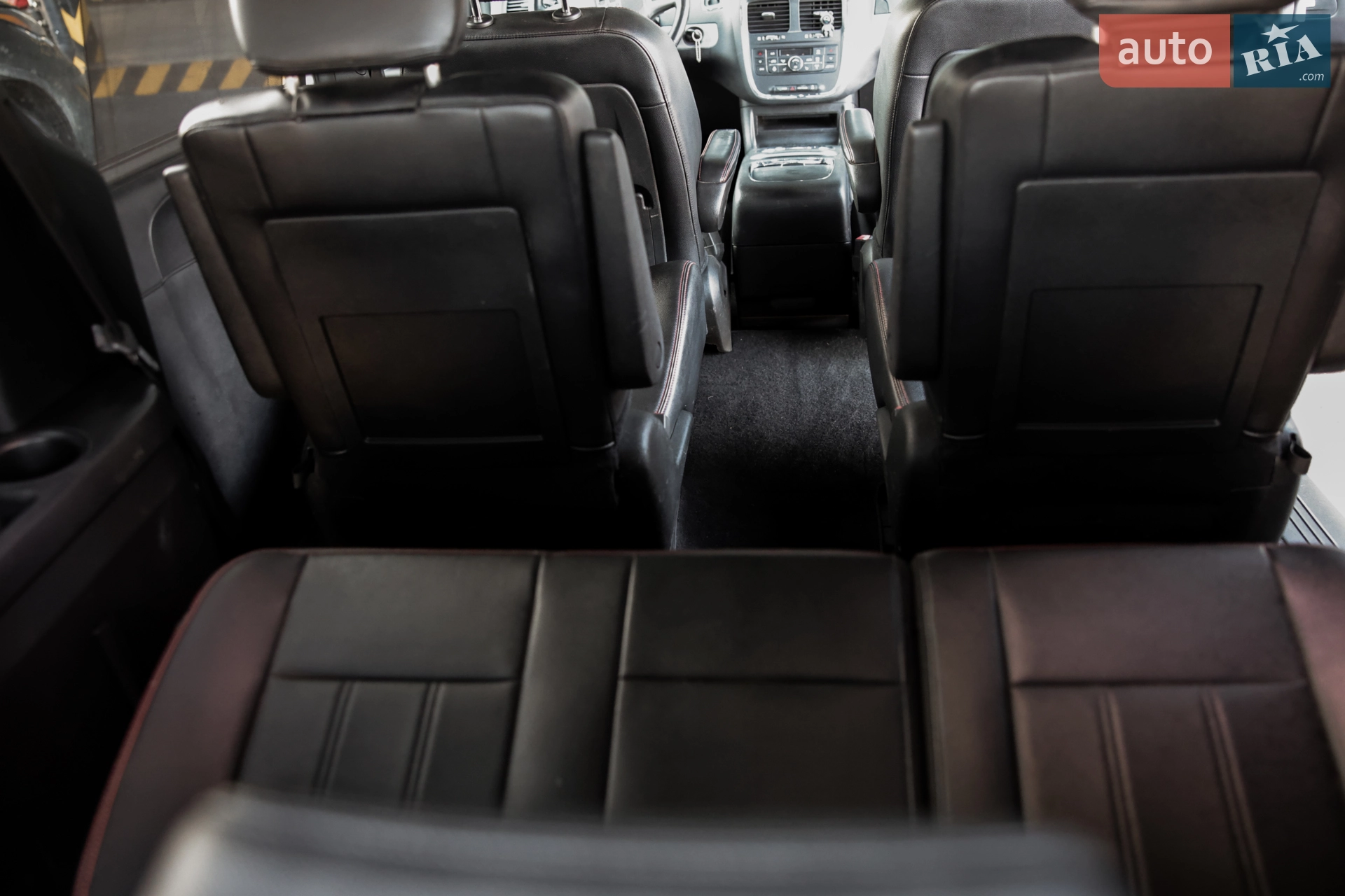 2017 Dodge Caravan - мініатюра 52