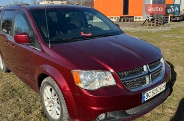 Мінівен Dodge Grand Caravan 2017 в Львові