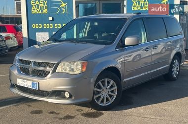 Минивэн Dodge Grand Caravan 2017 в Киеве