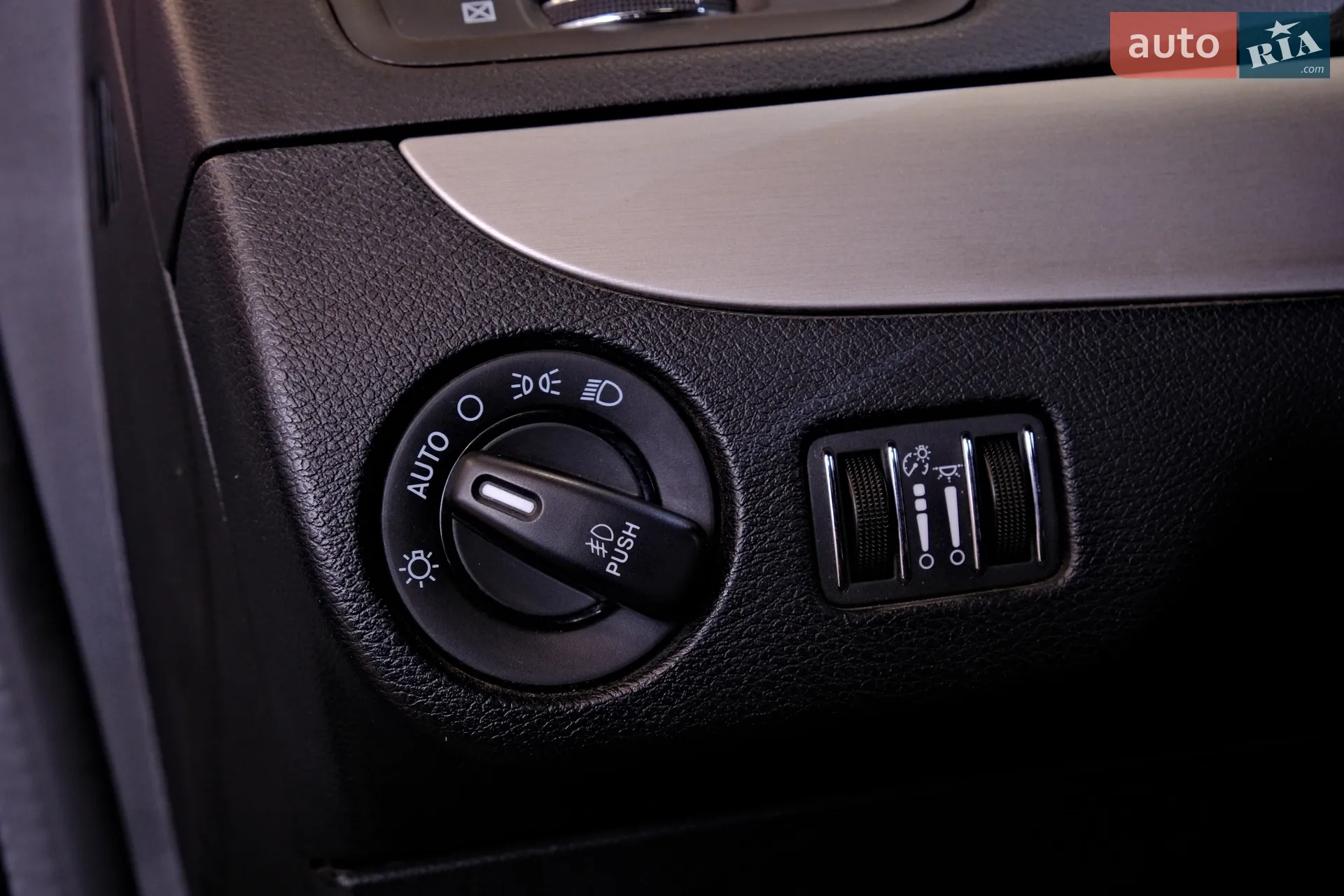 2018 Dodge Caravan - мініатюра 22