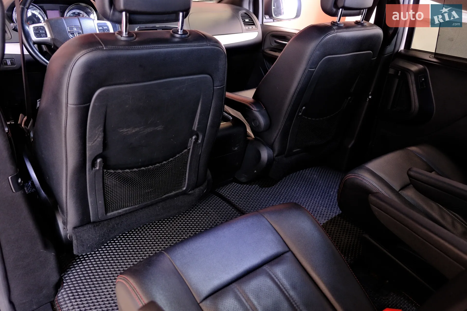 2018 Dodge Caravan - мініатюра 30