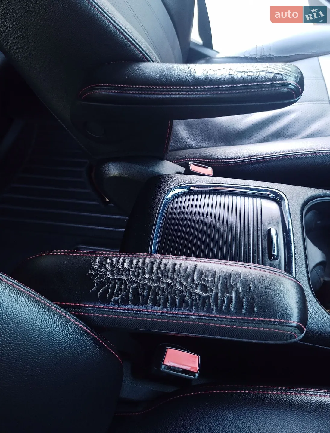 2017 Dodge Caravan - мініатюра 23