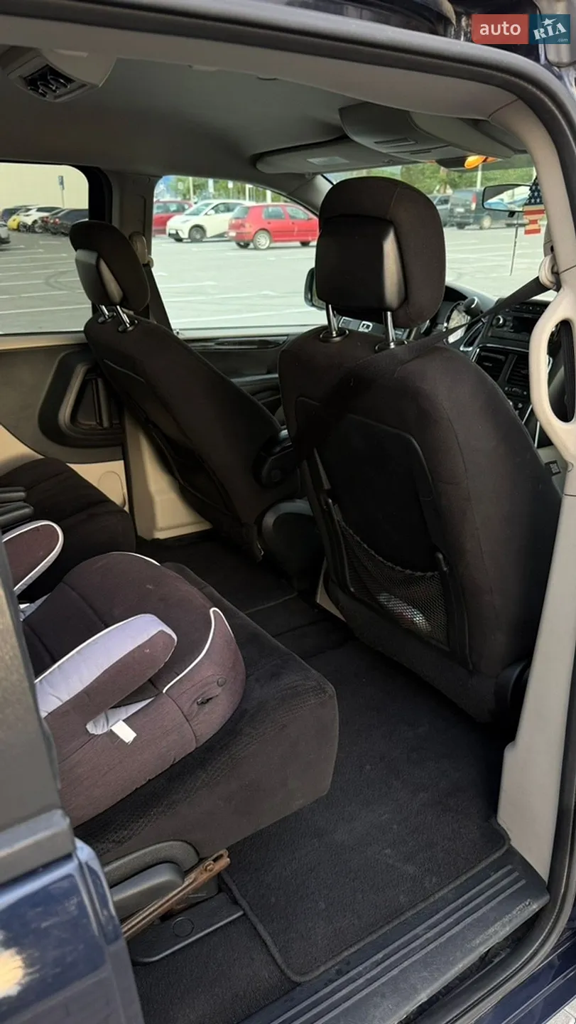 2014 Dodge Caravan - мініатюра 10