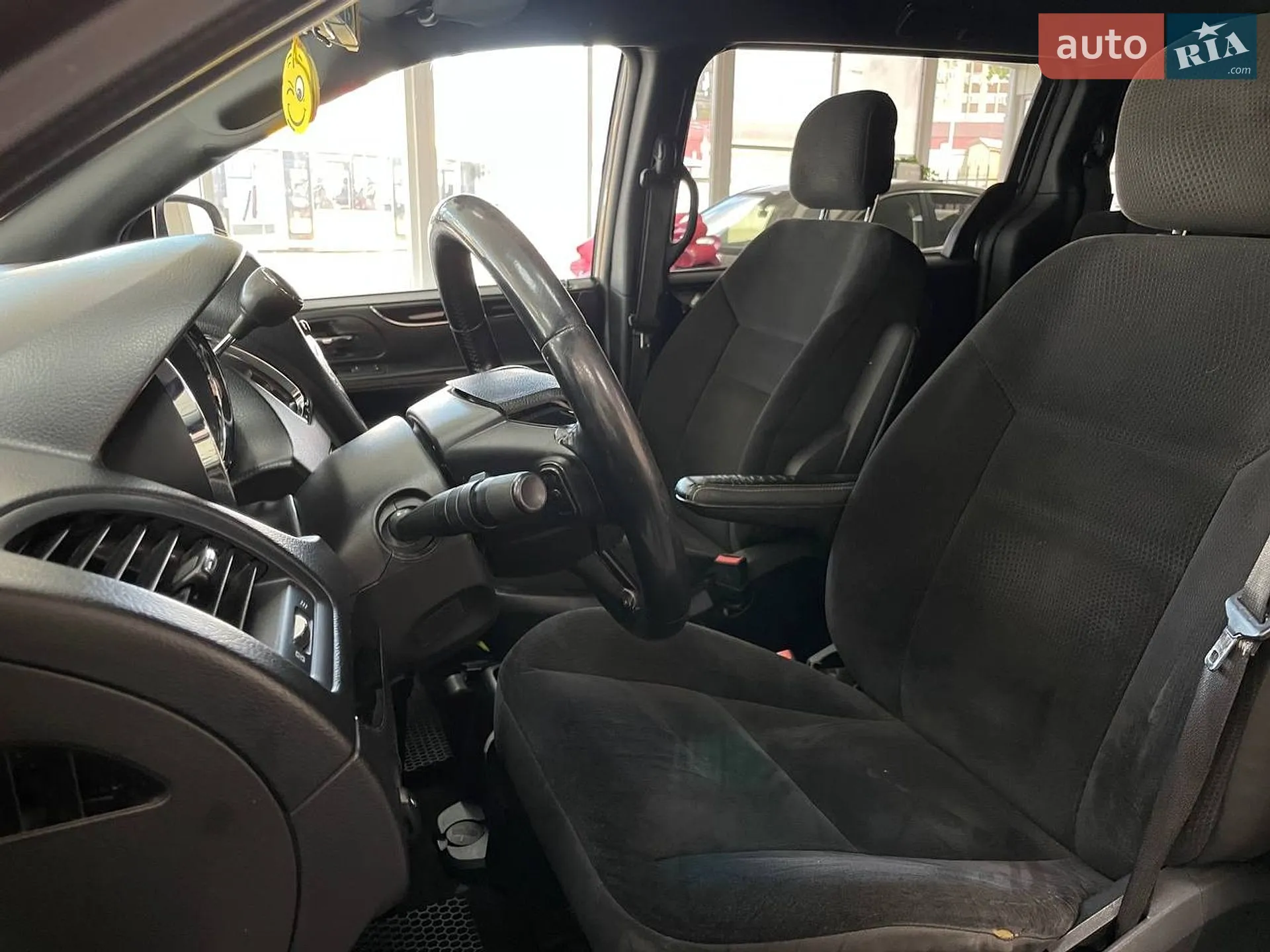 2018 Dodge Caravan - мініатюра 19