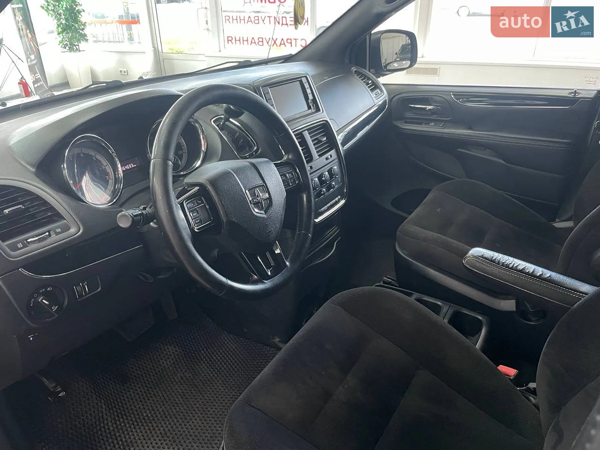 2018 Dodge Caravan - мініатюра 21