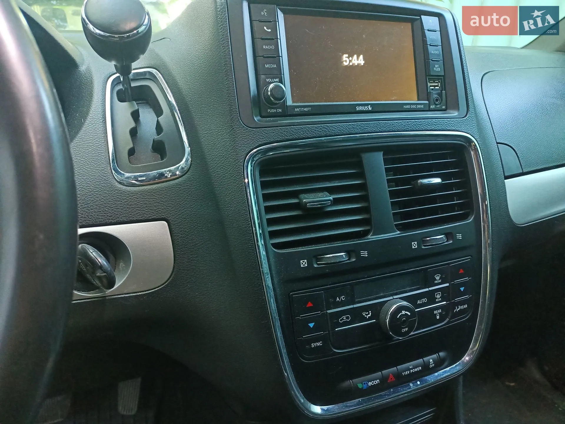 2016 Dodge Caravan - мініатюра 11