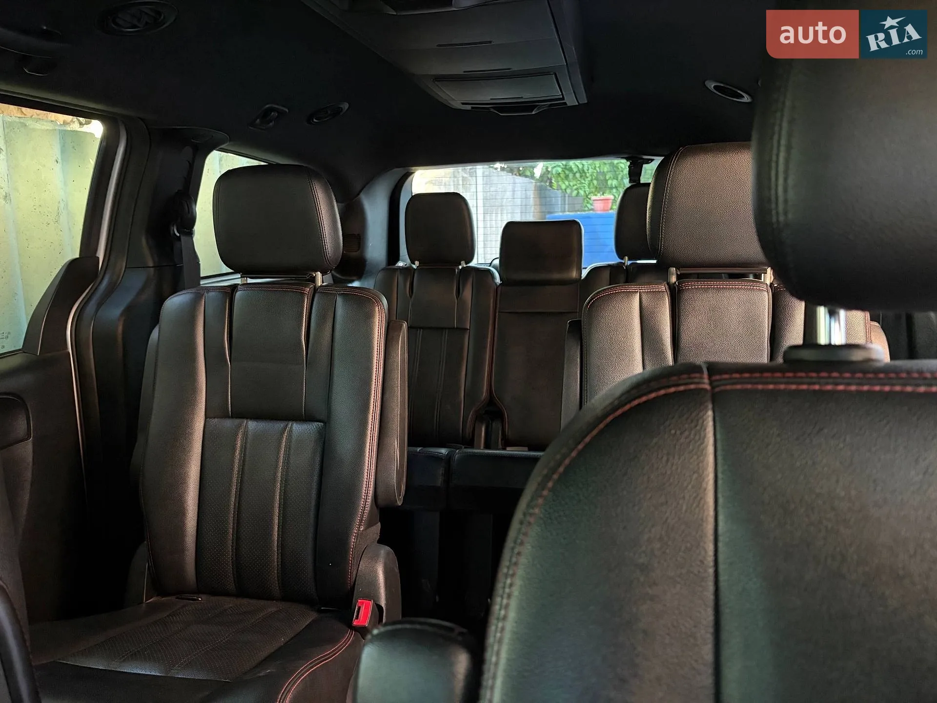 2016 Dodge Caravan - мініатюра 18