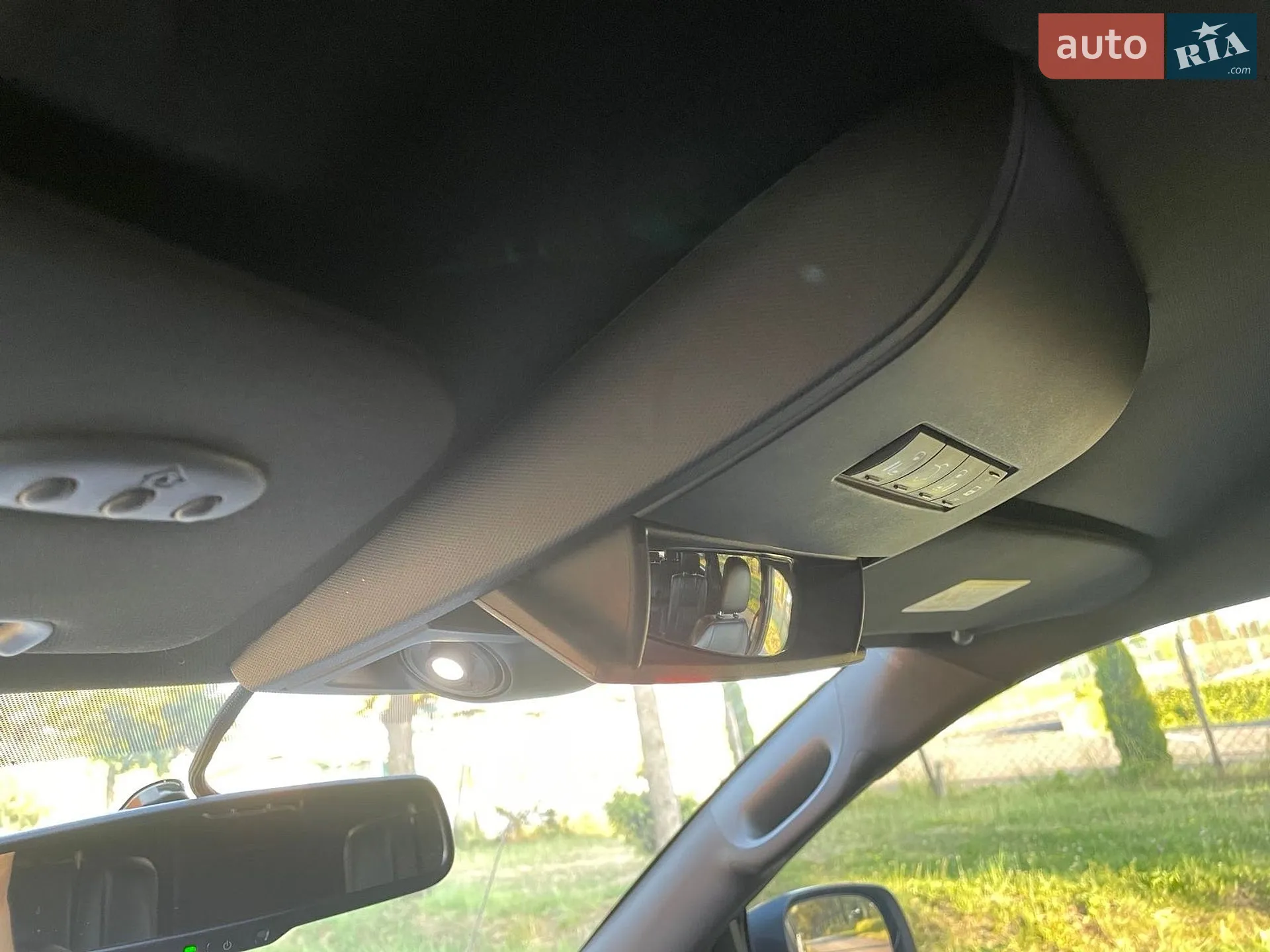 2018 Dodge Caravan - мініатюра 27