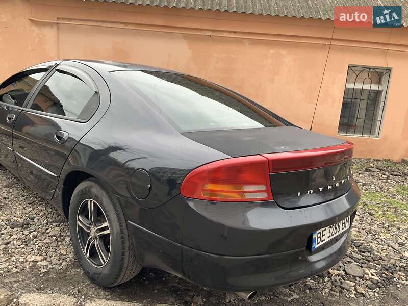 Седан Dodge Intrepid 1998 в Мукачево