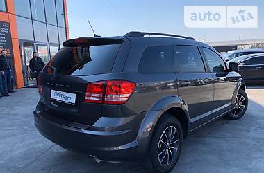 Позашляховик / Кросовер Dodge Journey 2017 в 