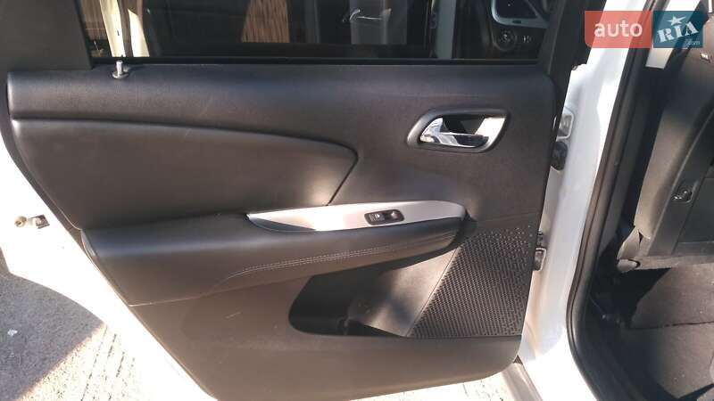 Внедорожник / Кроссовер Dodge Journey 2015 в Житомире