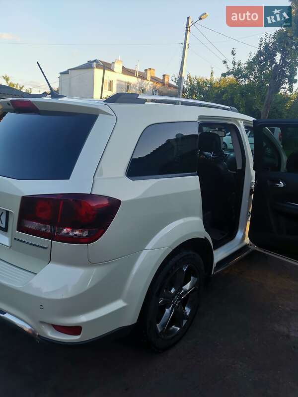 Позашляховик / Кросовер Dodge Journey 2015 в Володимирі