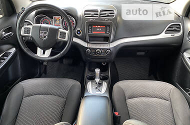 Внедорожник / Кроссовер Dodge Journey 2015 в 