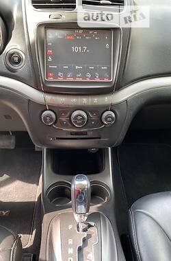 Внедорожник / Кроссовер Dodge Journey 2015 в Хмельницком