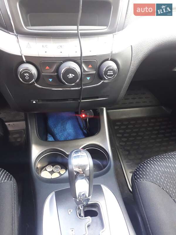 Внедорожник / Кроссовер Dodge Journey 2015 в Полтаве фото 5 Внедорожник / Кроссовер Dodge Journey 2015 в Полтаве