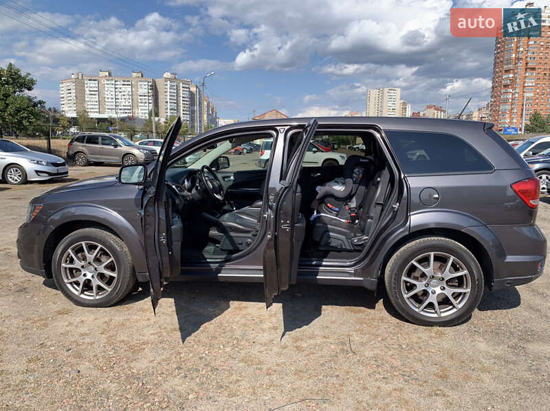 Внедорожник / Кроссовер Dodge Journey 2015 в Киеве
