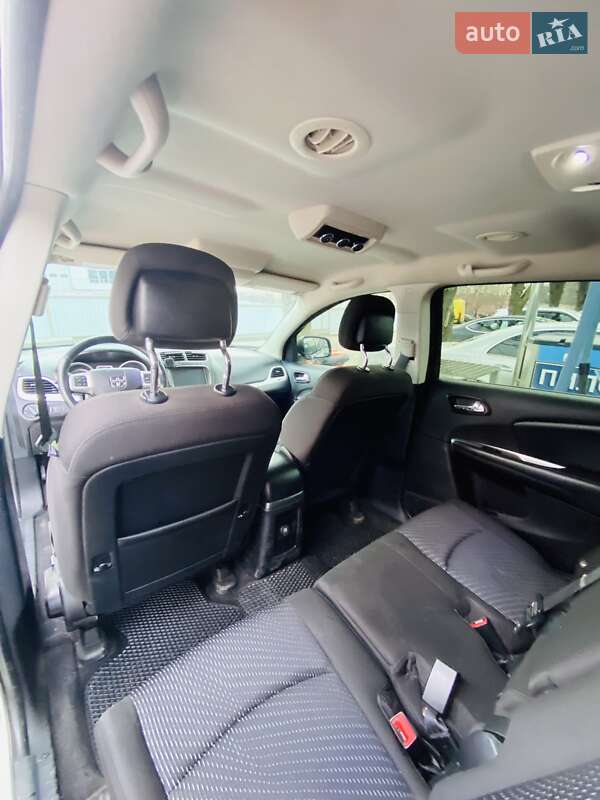 Внедорожник / Кроссовер Dodge Journey 2015 в Кривом Роге фото 18 Внедорожник / Кроссовер Dodge Journey 2015 в Кривом Роге