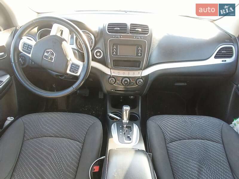 Внедорожник / Кроссовер Dodge Journey 2017 в Кривом Роге