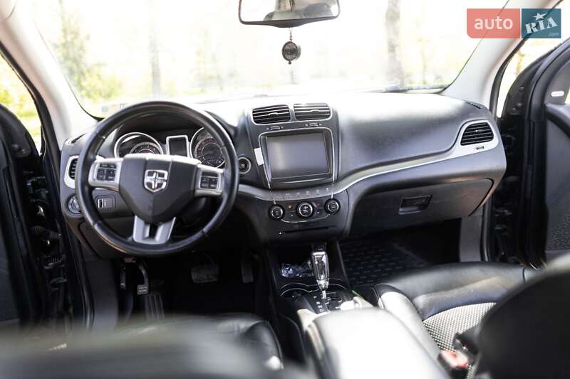 Внедорожник / Кроссовер Dodge Journey 2015 в Ровно