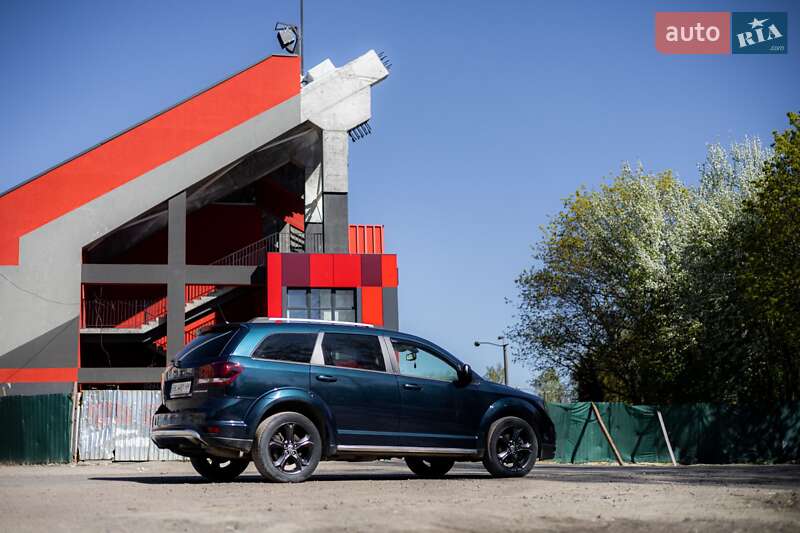 Внедорожник / Кроссовер Dodge Journey 2015 в Ровно