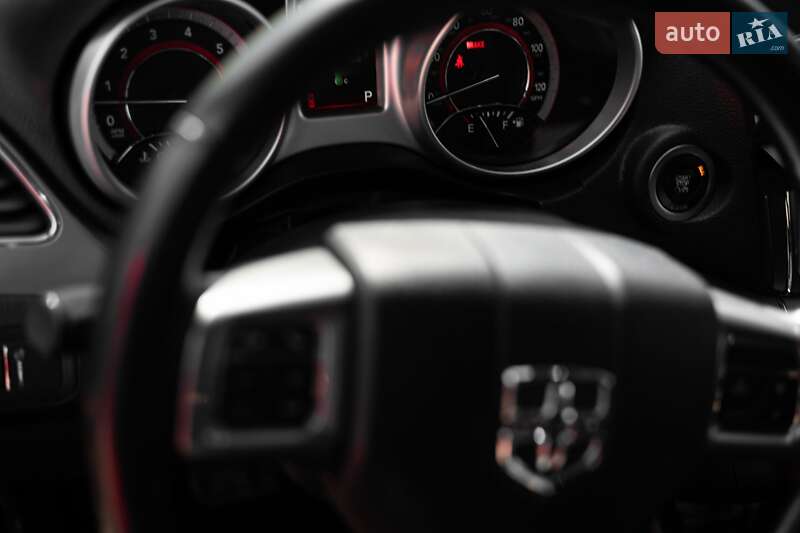 Внедорожник / Кроссовер Dodge Journey 2015 в Ровно
