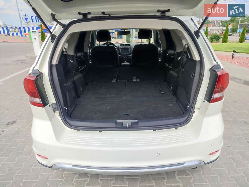 Позашляховик / Кросовер Dodge Journey 2018 в Києві фото 18 Позашляховик / Кросовер Dodge Journey 2018 в Києві