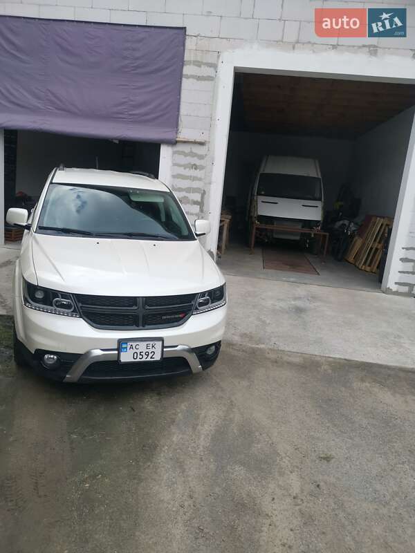 Позашляховик / Кросовер Dodge Journey 2015 в Володимирі