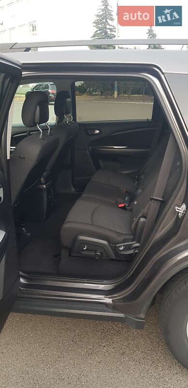 Позашляховик / Кросовер Dodge Journey 2017 в Обухові