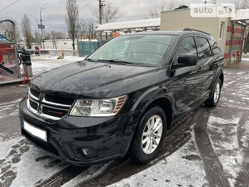 Позашляховик / Кросовер Dodge Journey 2015 в Києві