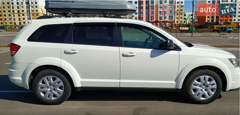 Позашляховик / Кросовер Dodge Journey 2018 в Львові