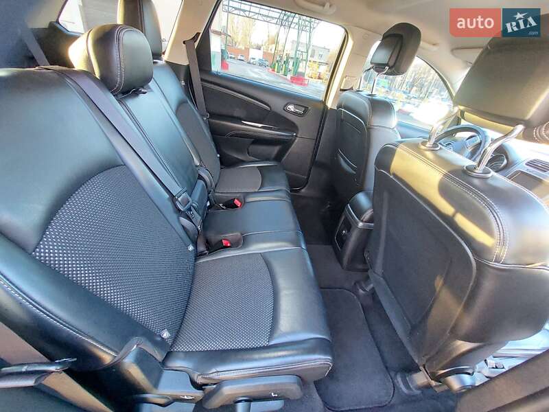 Позашляховик / Кросовер Dodge Journey 2016 в Одесі