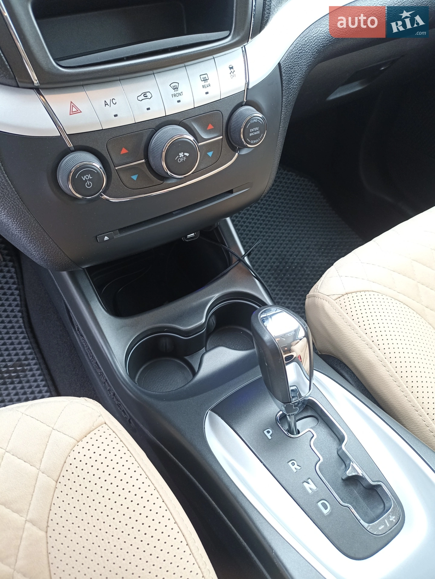 2019 Dodge Journey - мініатюра 40