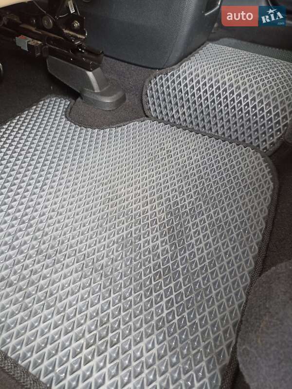 Позашляховик / Кросовер Dodge Journey 2019 в Первомайську