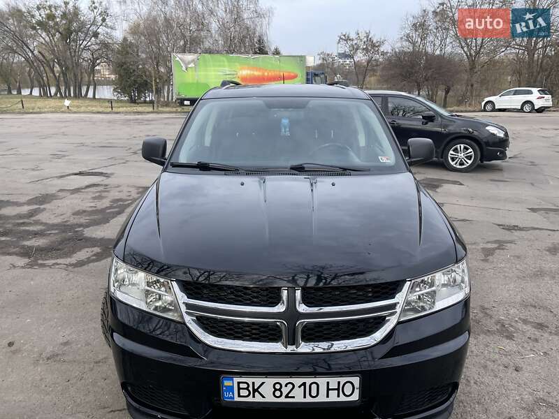 Позашляховик / Кросовер Dodge Journey 2015 в Рівному