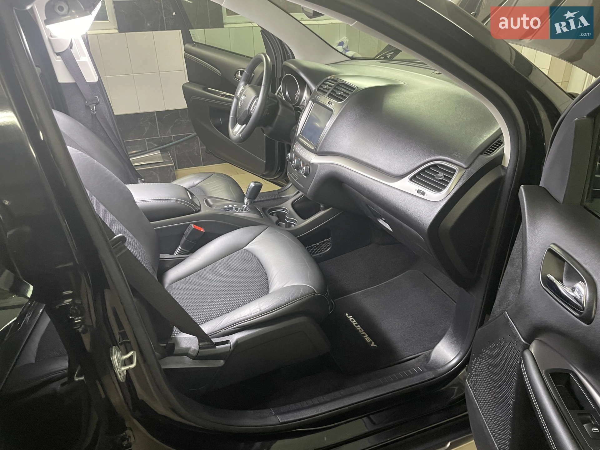 2016 Dodge Journey - мініатюра 38