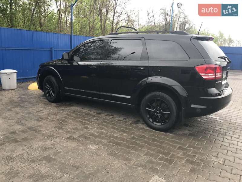 Внедорожник / Кроссовер Dodge Journey 2020 в Гадяче