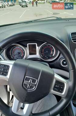 Позашляховик / Кросовер Dodge Journey 2013 в Івано-Франківську