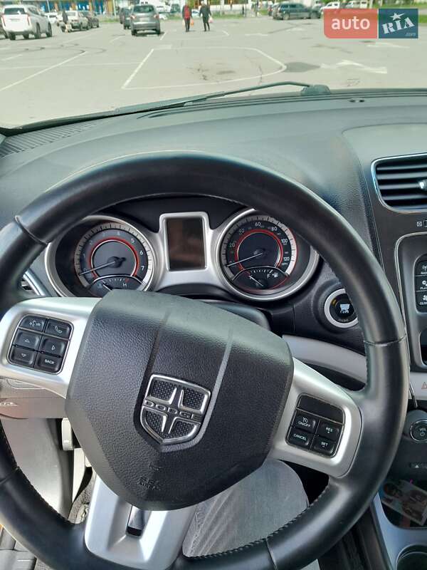 Позашляховик / Кросовер Dodge Journey 2013 в Івано-Франківську