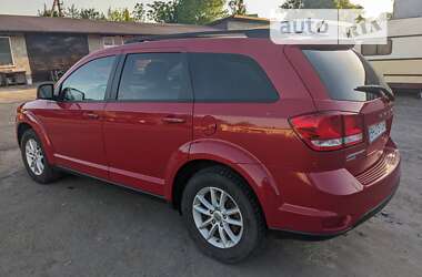 Внедорожник / Кроссовер Dodge Journey 2015 в Остроге