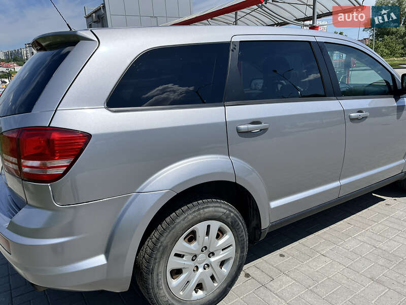 Позашляховик / Кросовер Dodge Journey 2015 в Хмельницькому фото 4 Позашляховик / Кросовер Dodge Journey 2015 в Хмельницькому